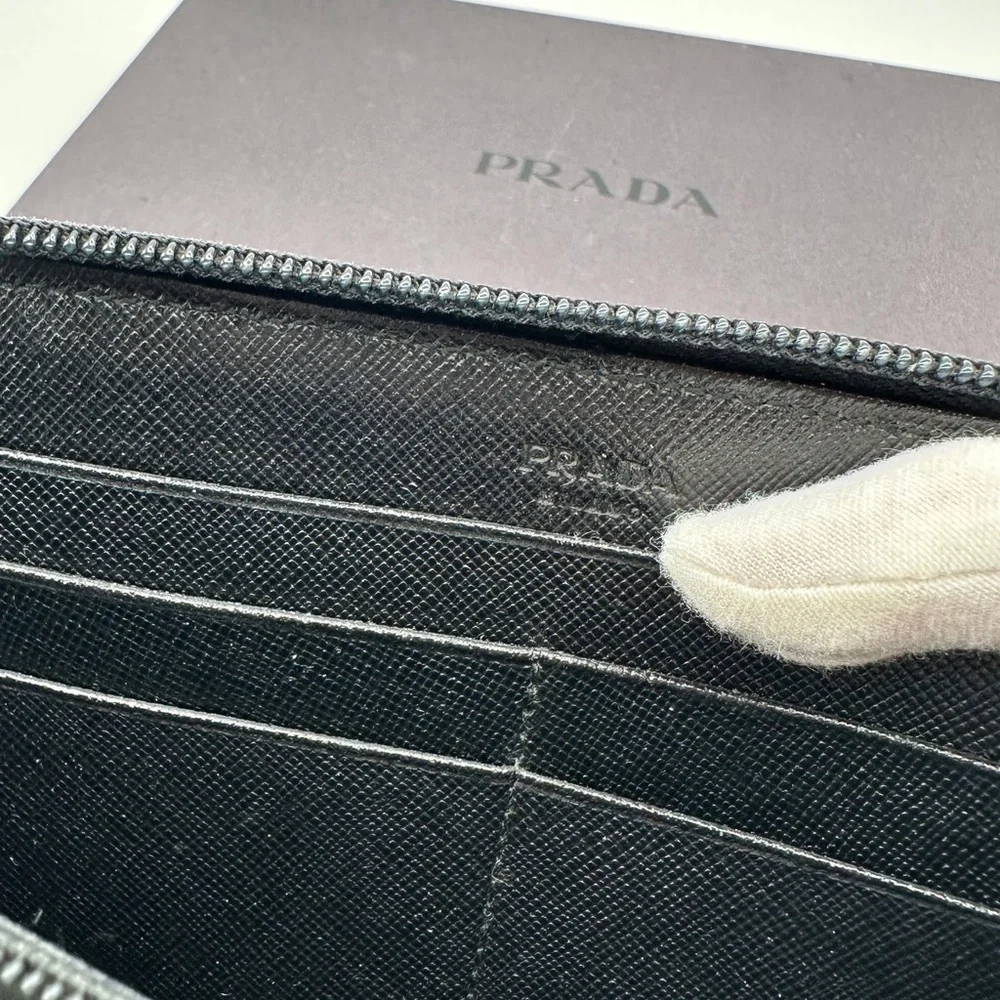 Prada Wallet W Box - Picture 7 of 12
